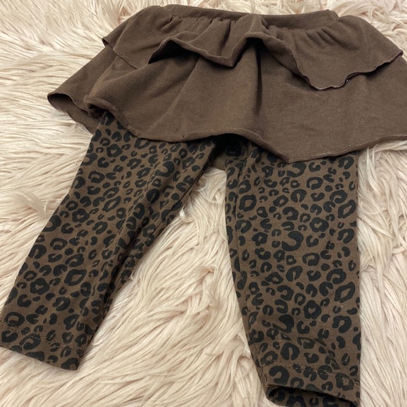 Cheetah leggings & tutu - Picture 2 of 2